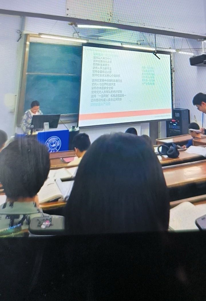炸金花在线