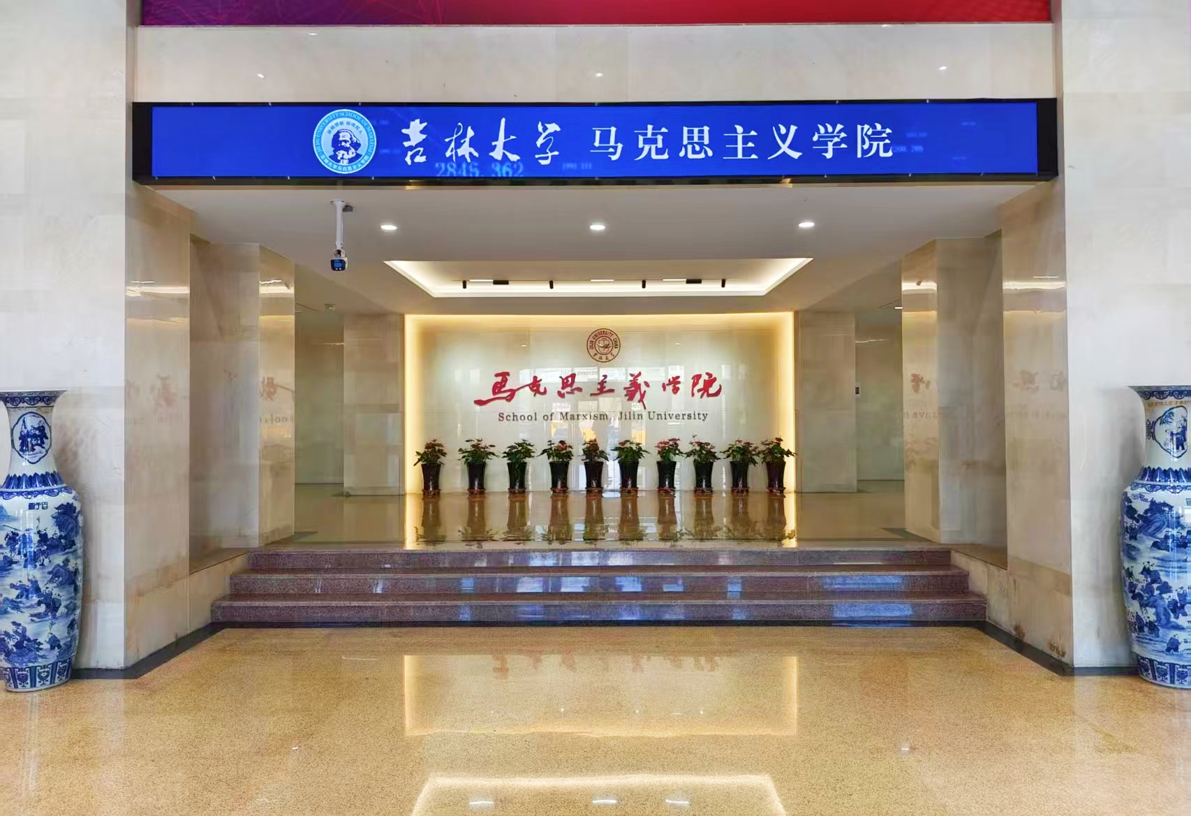 炸金花在线